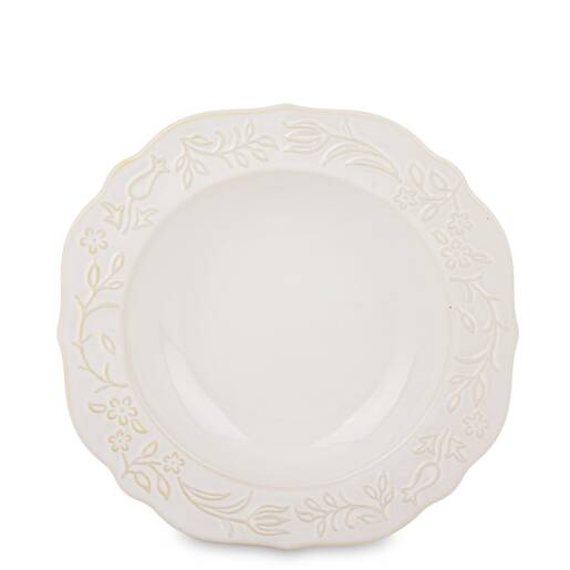 krémový hlboký okrúhly porcelánový tanier s reliéfnym kvetinovým vzorom na bielom pozadí.