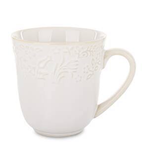 krémová porcelánová hrnček na čaj 400ml s uškou, zdobená reliéfnym kvetinovým vzorom na bielom pozadí.