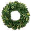 Zelený vianočný veniec Aura Green z umelého ihličia, priemer 55 cm, prirodzený vzhľad, na bielom pozadí.